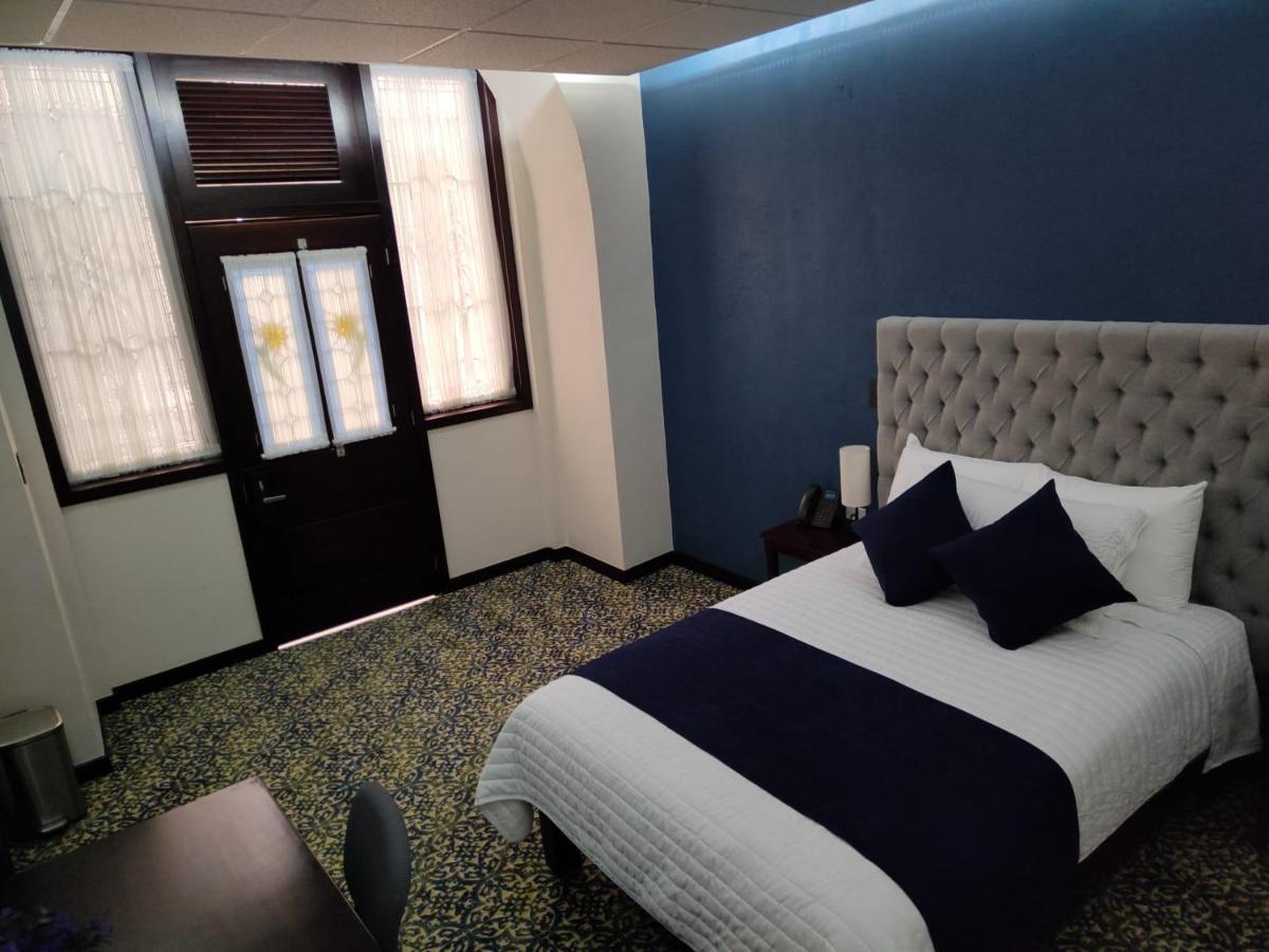 Hotel Margarita Пуэбла Экстерьер фото